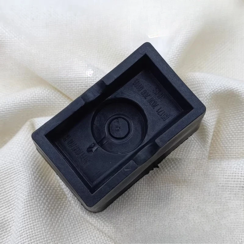 

1pc for BMW 6 7 Series MINI R50R52R53R55R56RR57R58 Jack rubber block