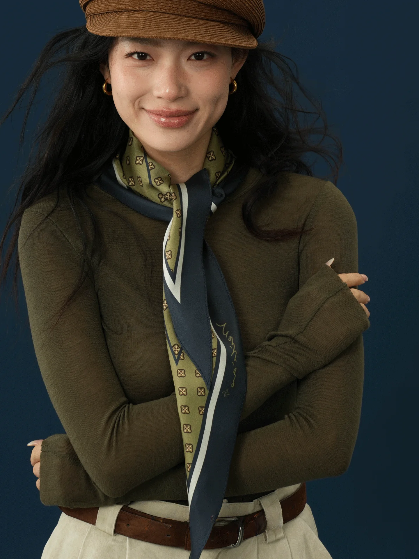 

Шелковый шарф Weiliao с оригинальным ромбовидным узором, универсальный, красный, весенняя новинка, модный корейский стиль, декоративный, геометрический дизайн