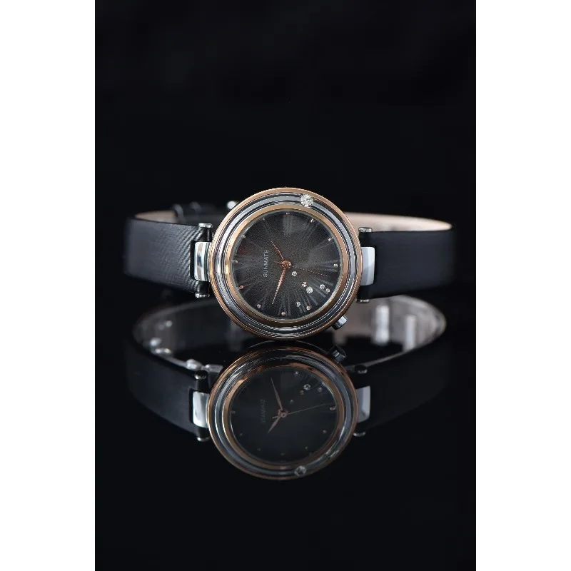 

SUNMATE Luxury Women's Watch, Simple and Stylish, Waterproof Stainless Steel Strap, Elegant Quartz Watch, Comes with Watch Box