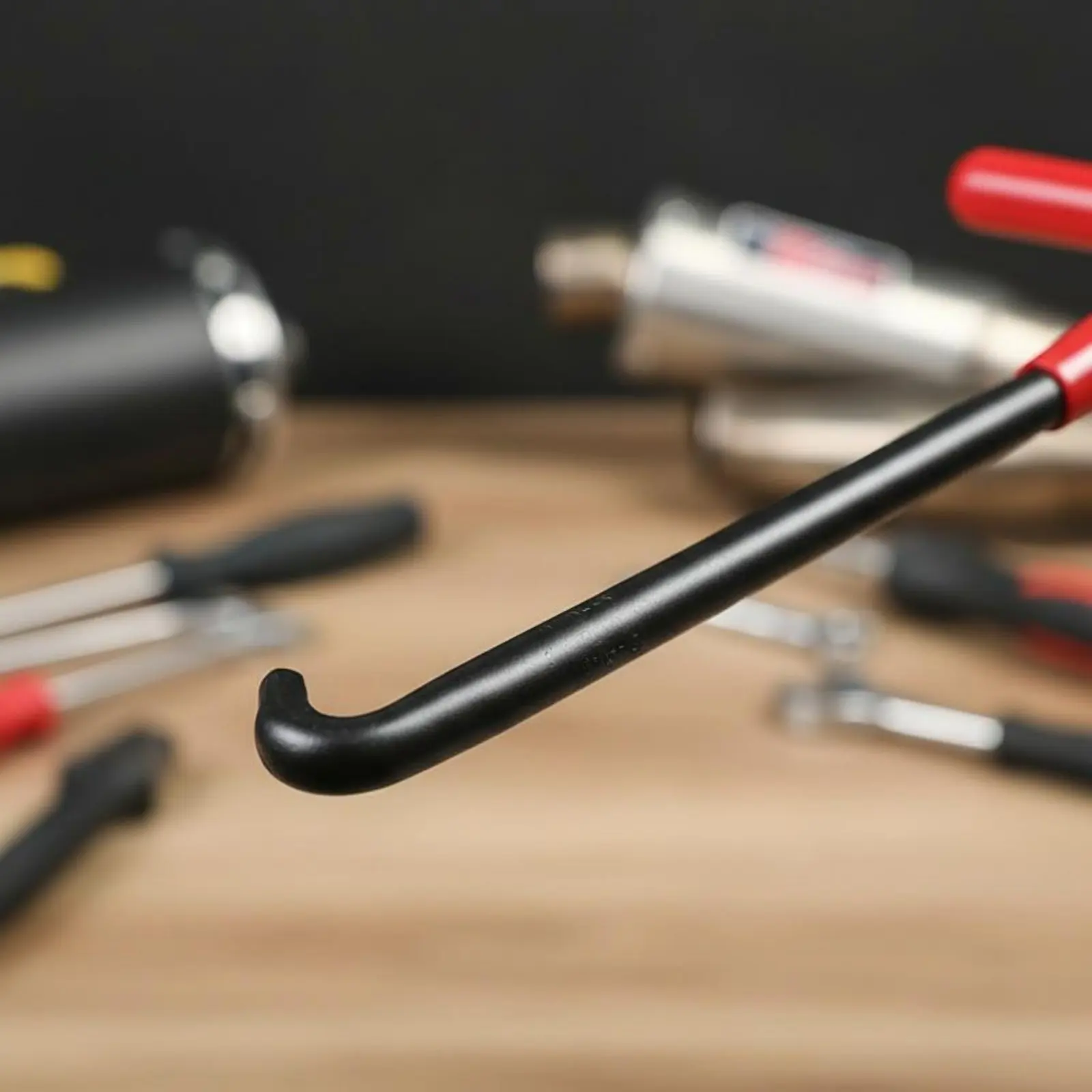 

Motorcycle Coil Puller Sturdy Motorcycle Coil Hook Heavy Duty Single Piece Body for Mechanics