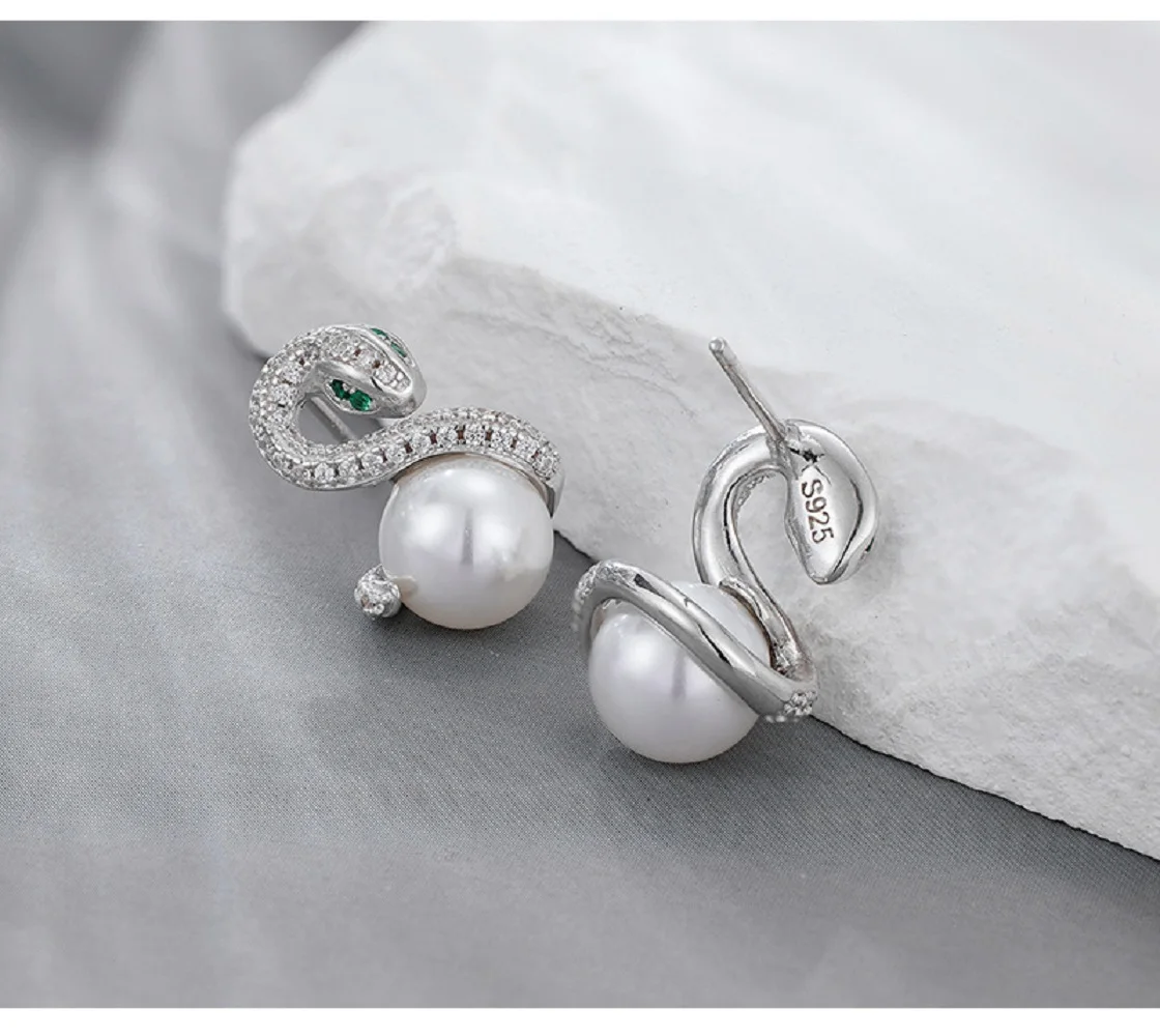 

National style 925 pure silver AAAA 8-9mm niche high-end spirit snake natural Japanese round pearl earrings