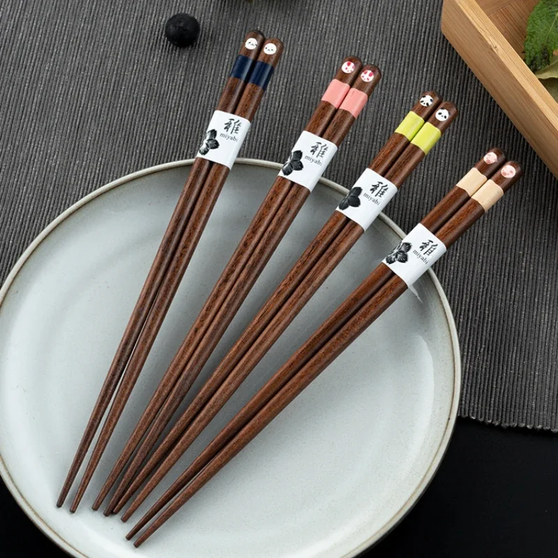 4 Pair Handmade Tableware Chopsticks Natural Wooden Cartoon Pattern Ironwood Chopstick Kitchen Tools Sushi Chopsticks Dinnerware