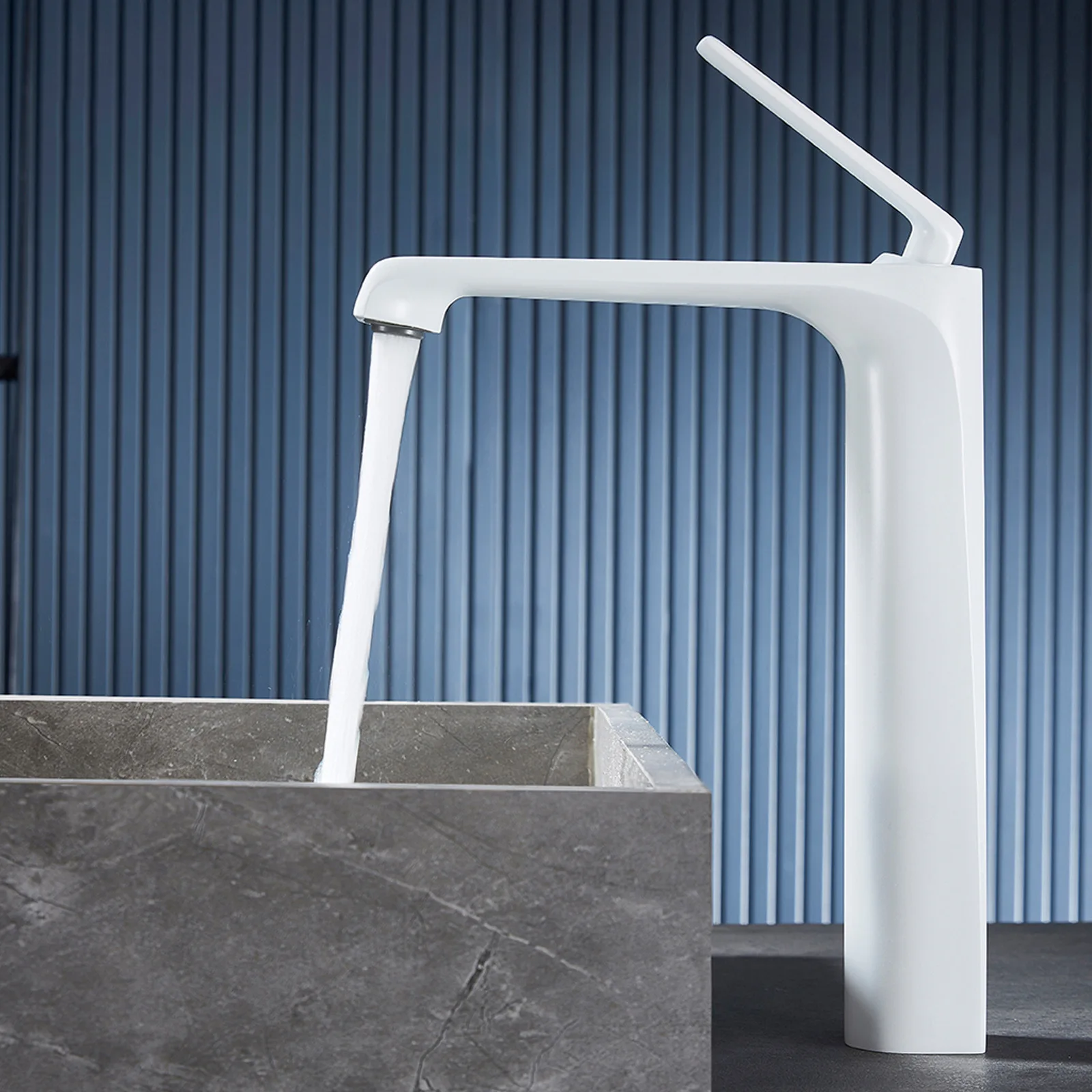 Tall Hot And Cold Bathroom Bathroom Toilet Wash  Faucet On The Stage Basin White Mixed Water Basin Faucet