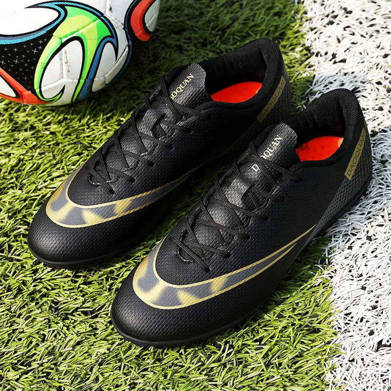 ZHENZU Size 32-47 Men Football Boots Kids Soccer Shoes Boy Girl AG/TF Ultralight Soccer Cleats Sneakers