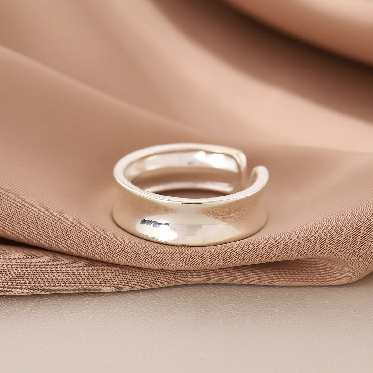 925 Sterling Silver Jewelry Simple Concave Surface Popular Temperament Opening Rings R177