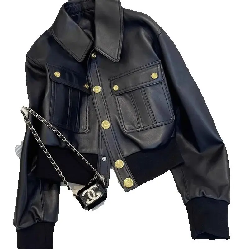 تصميم تحسس الأسود التلبيب بولي Leather سترة جلدية المرأة 2025 معطف قصير ربيع الخريف دراجة نارية أبلى سترة جلدية جاكيتات