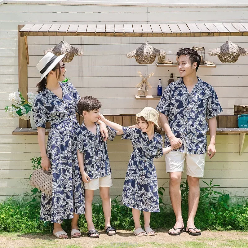 

2025 Family Matching Outfit for Beach Resorts Look Mother Daughter Sea Dress Father Son Shirt and Shorts Two Piece Set Vacation