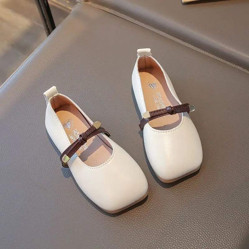 

Girls Soft Sole Leather Shoes Spring Autumn 2026 Princess Style Toddler Kids Fashion Design Comfortable Fit Footwear
