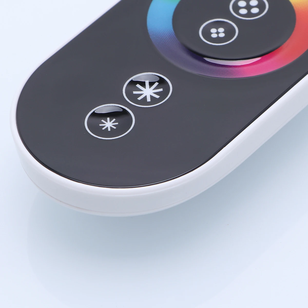 

Smart Led Strip Controller Wireless Touch Remote Adjustable Brightness Flashing Modes 15M Range Multi Protection Indoor