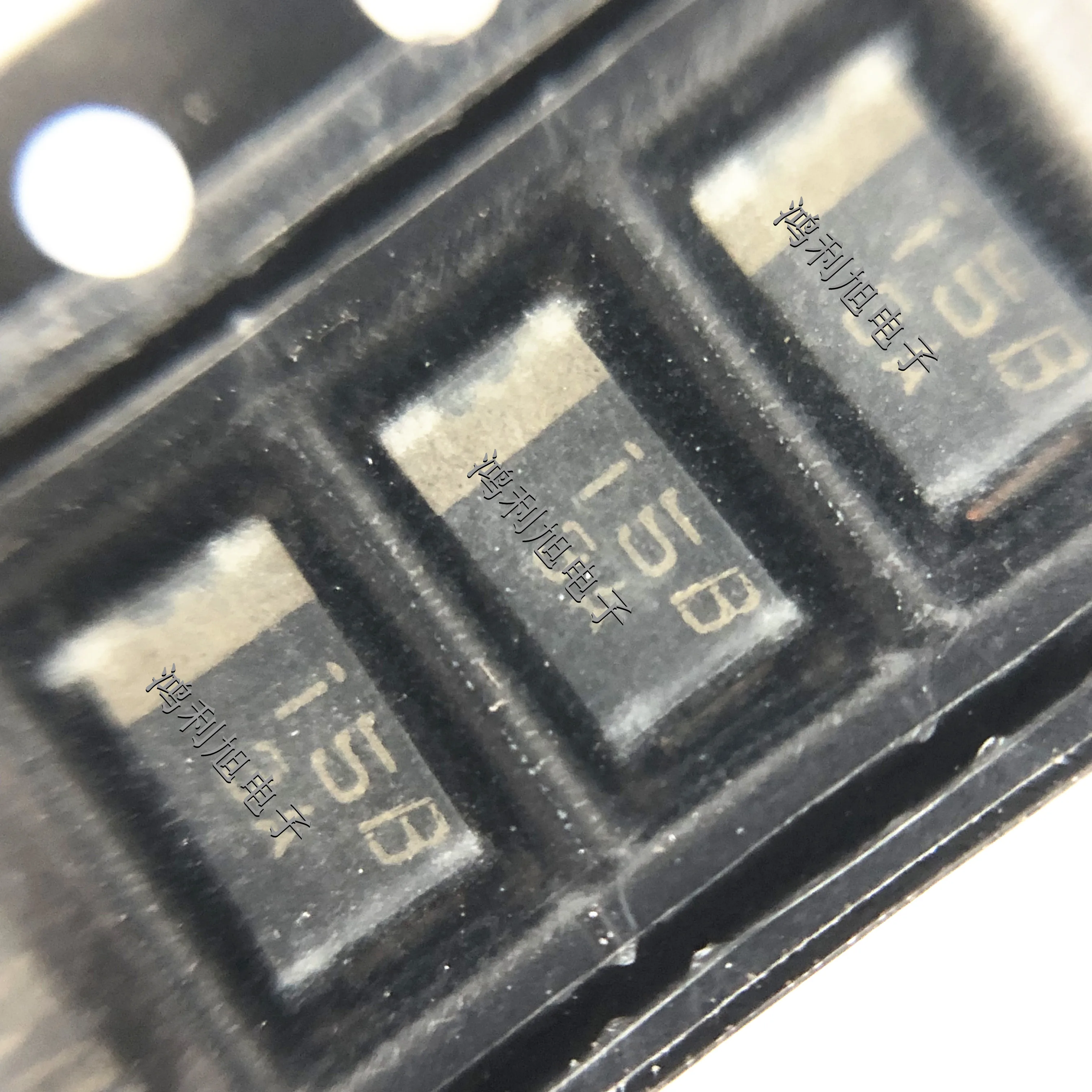 10PCS/Lot PTZTE2515B MARKING:15B Diode Zener Single 15V 6% 1000mW 2-Pin PMDS T/R