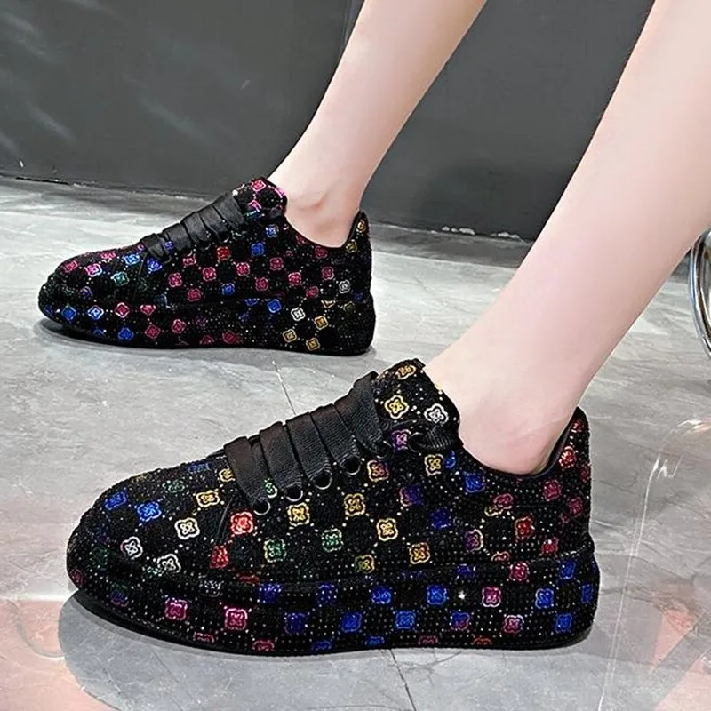 أحذية رياضية نسائية مصممة باللون الأسود والأبيض أحذية رياضية نسائية كريستالية لامعة أحذية رياضية كاجوال فاخرة مرصعة بالألماس المائي zapatos #4