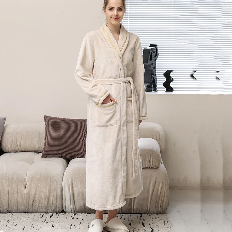 Autumn Winter warm thick extended nightgown women\'s bath pajamas Flannel Women\'s bathrobe couple coral velvet homewear long