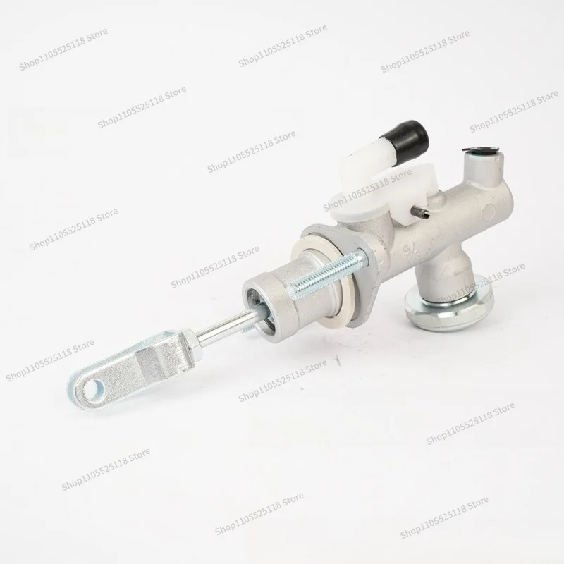 For 306105M007, 30610-5M000 Are Suitable for Automotive Parts Clutch Master Cylinders