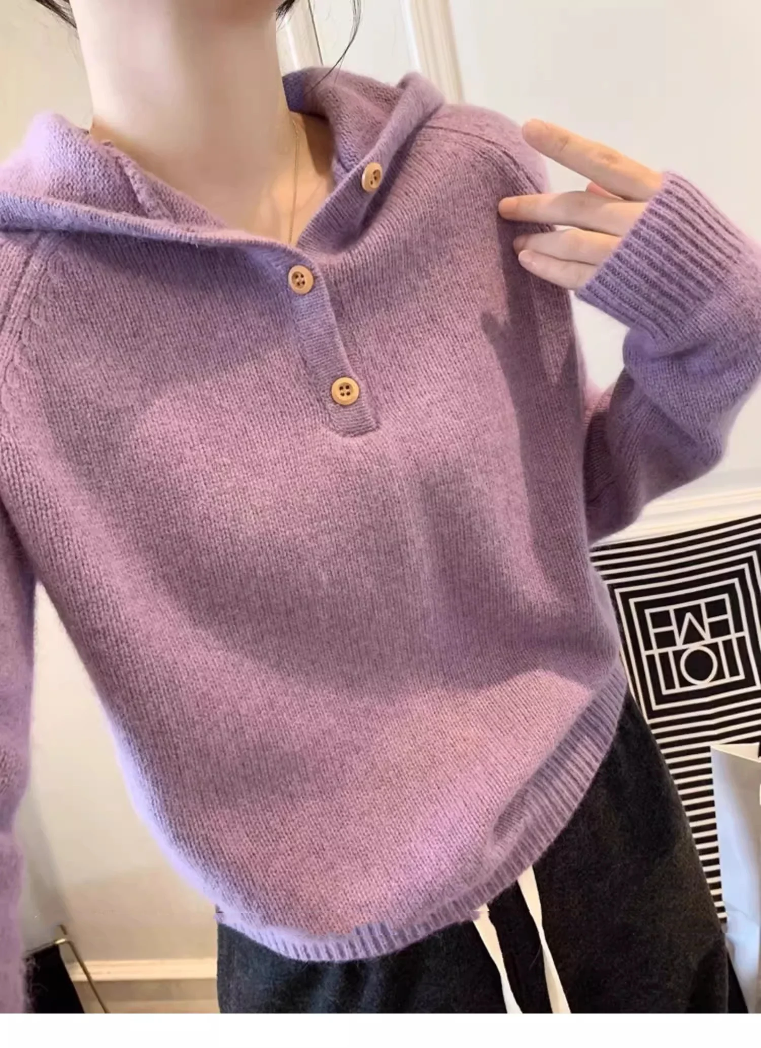 เสื้อสเวตเตอร์ผู้หญิงใหม่ ฤดูใบไม้ร่วง/ฤดูหนาว 2025 ผ้าวูล 100% เสื้อฮู้ดไหมพรมสีพื้น สไตล์ลำลอง แฟชั่นสุดฮิต เสื้อผ้าผู้หญิงขายดี