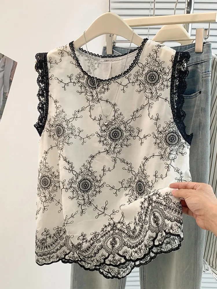 Elegant Lace Trim Embroidered Shirt Women Summer Korean Style Slimming Sleeveless Vest Top French Style Loose Fit round Neck