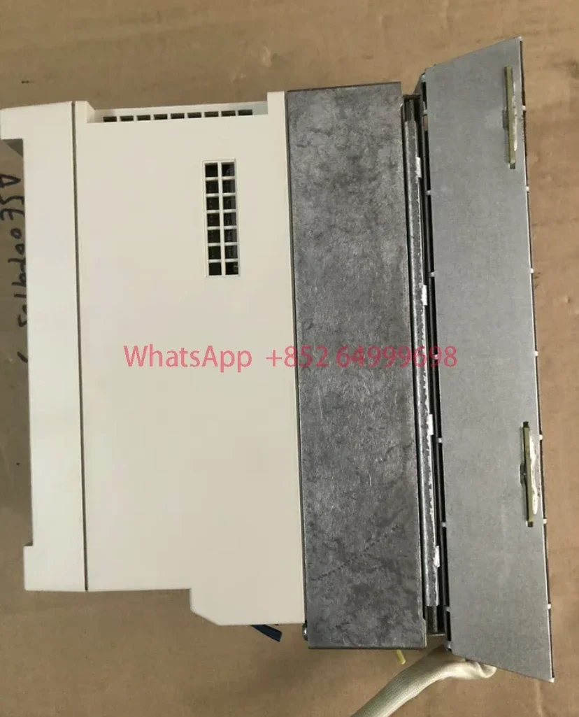 

09f5b1b-ya00 Used inverter 1.5kW function runs OK