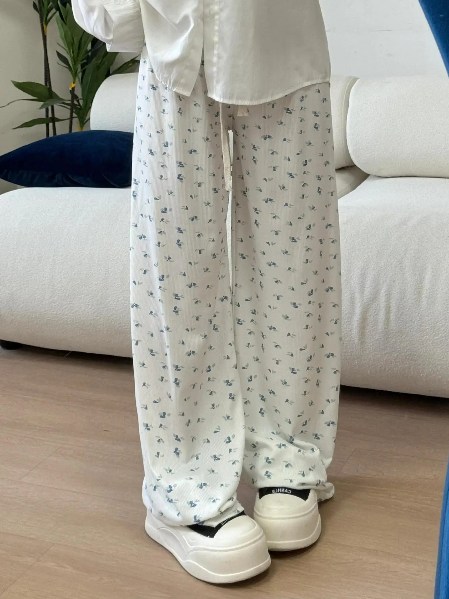 Calças de perna larga y2k preto irregular feminino outono retalhos térmicos velo ultra-longo malha jacquard urbano hipster verificado forro