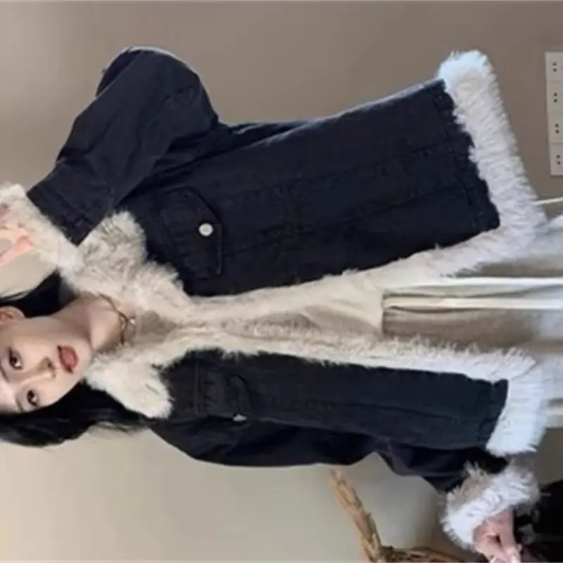 

Женское утолщенное хлопковое плюшевое джинсовое хлопковое пальто 2026, осень/зима, новое свободное и популярное французское высококачественное меховое пальто черного цвета