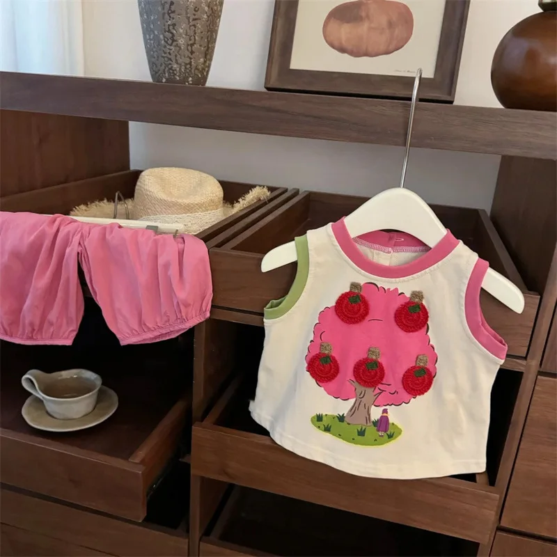 

insSuper Hot！Cute 3D Crochet Apple Tree for Baby GirlTTrendy Lantern Pants Set