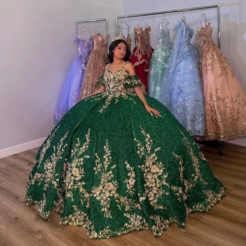 

Green Shiny Spaghetti Strap Ball Gown Quinceanera Dresses Gold Lace Appliques Flowers Corset Back Formal Birthday Vestidos De 15