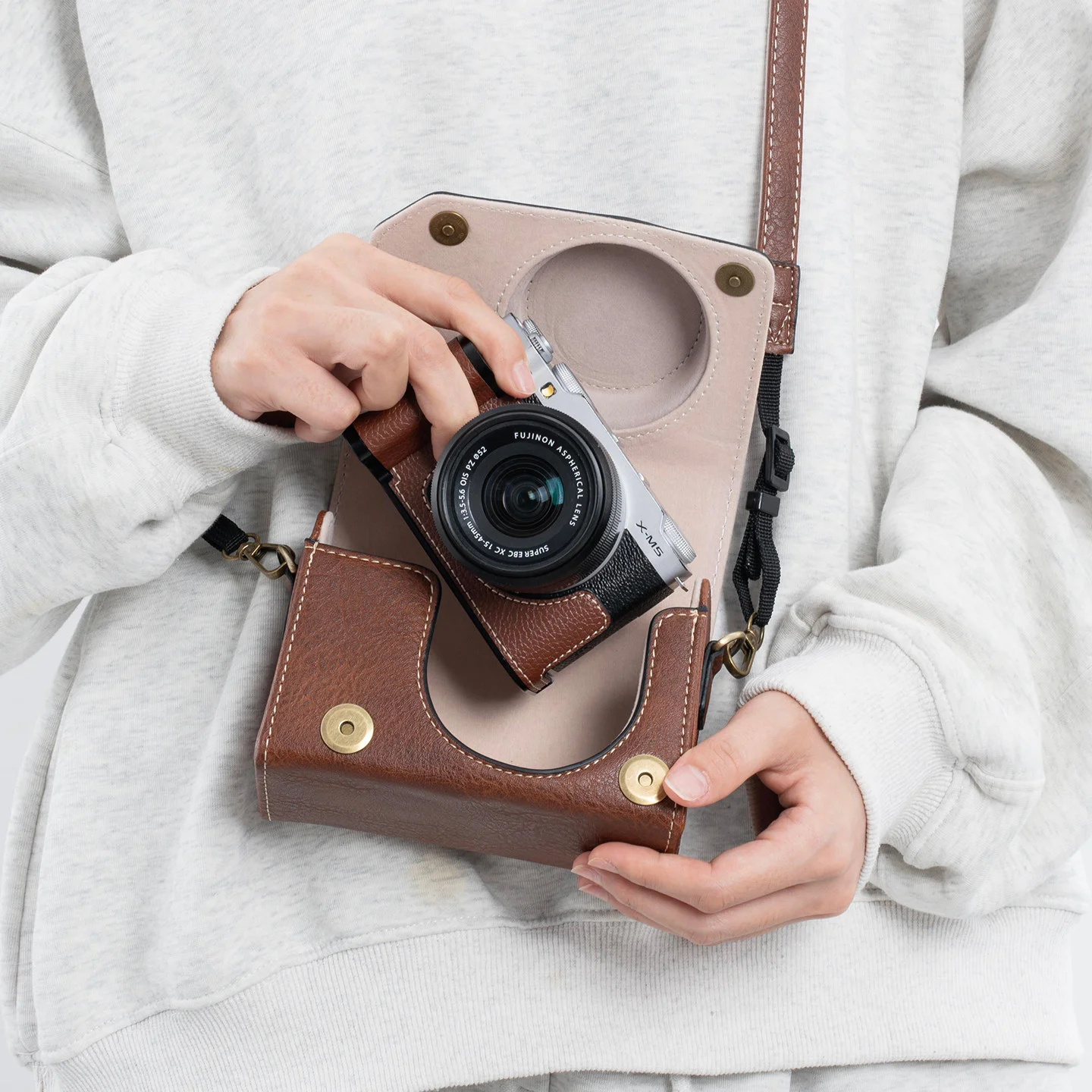 Camera Bag for Fujifilm X-M5, XE5, X100VI, Canon V1, Sony ZV-E10, RX100 VII, Nikon Z30, Panasonic S9 Protective Case