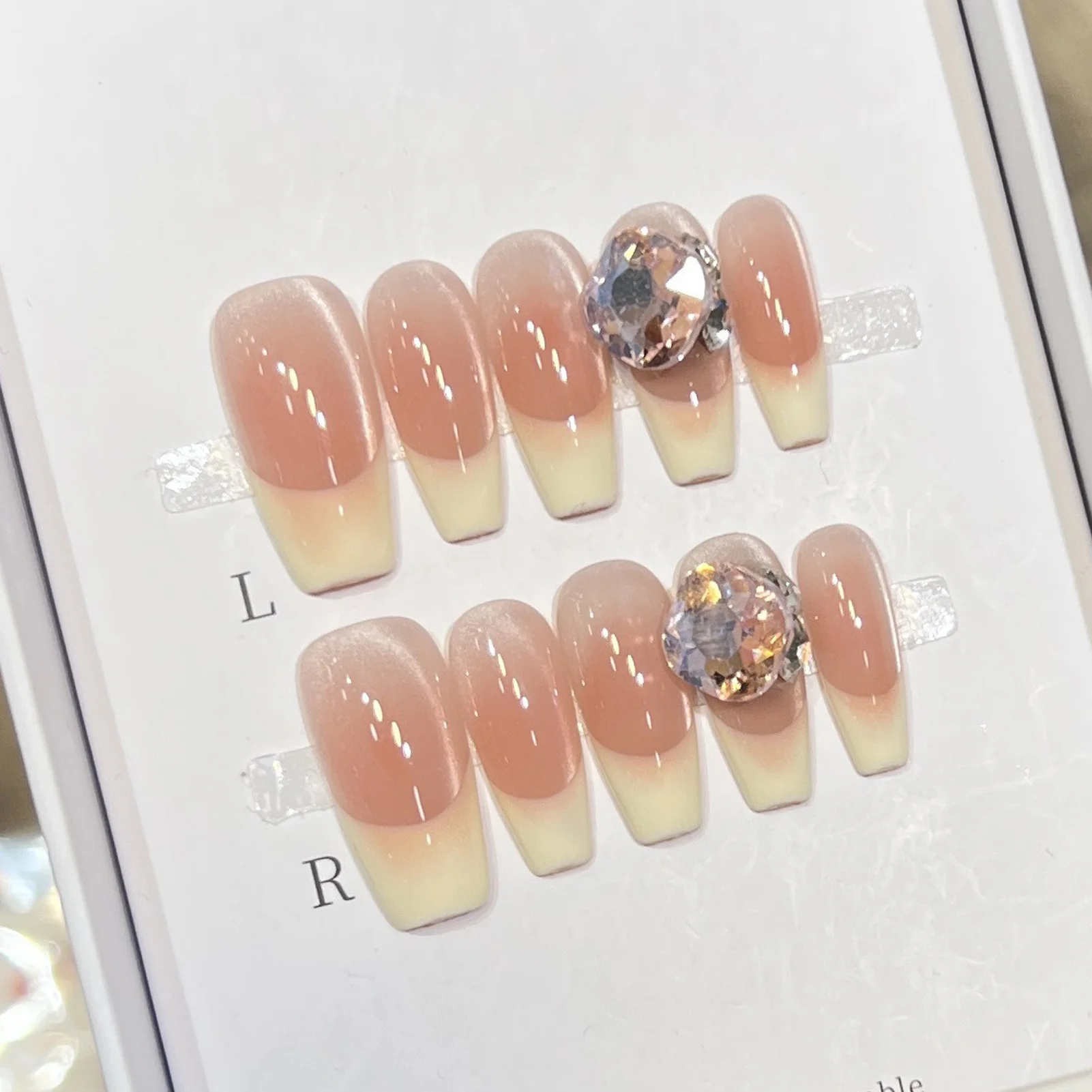 10PCS Women Pink Press on Nails Cat Eye Resin False Nails Handmade French Bow Nails for DIY Nail Manicure Wedding Party Wearing