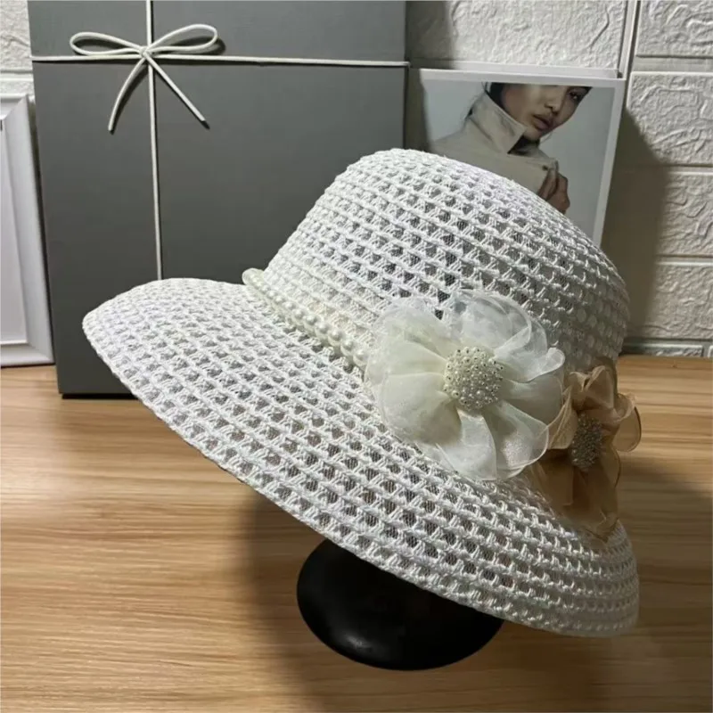 Fashionable women's hat basin flower-filled wide-brimmed face shield and fisherman's