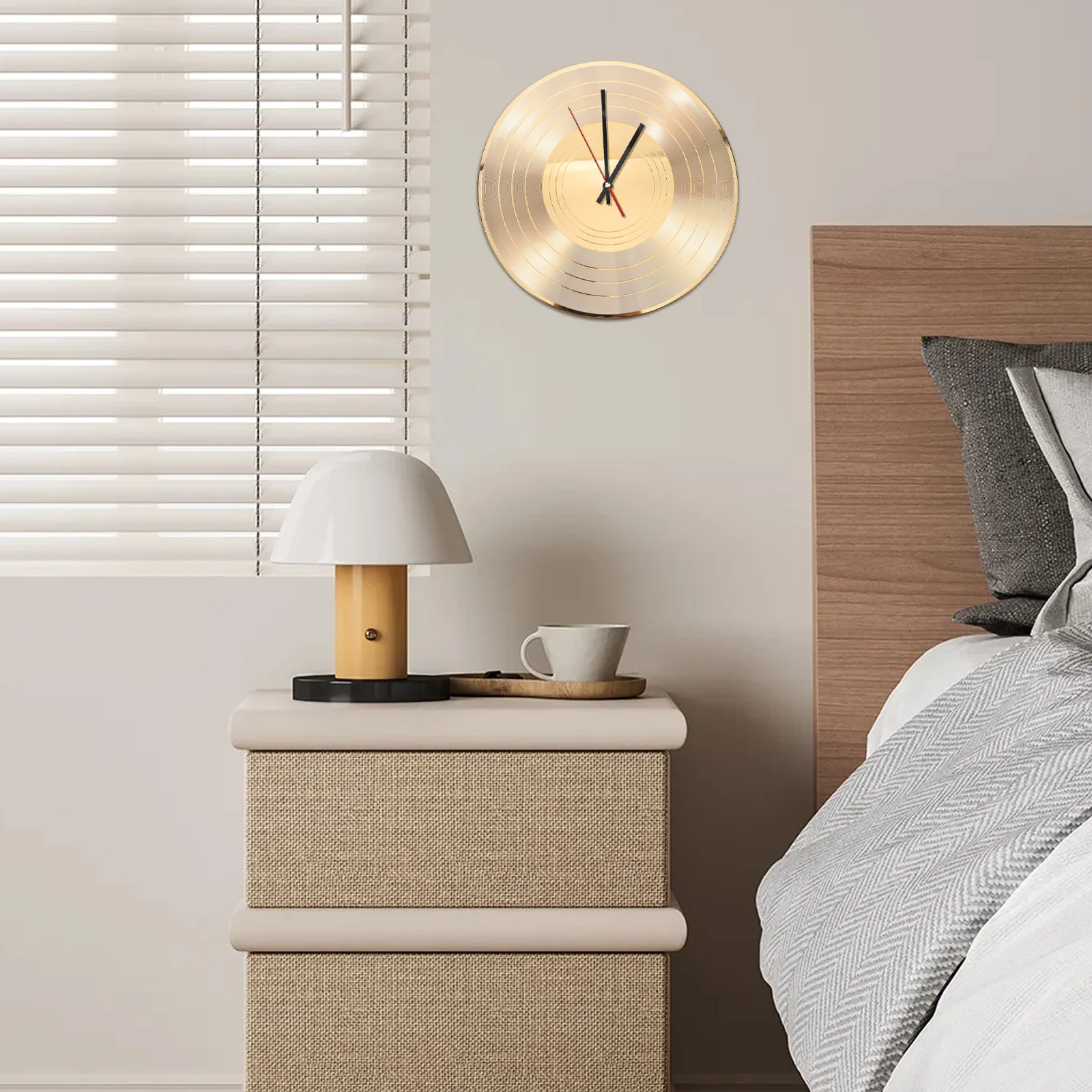 

Vinyl Record Wall Clock Vintage Retro Decorative DIY Wall Hanging Clock for Living Room Coffee Shop Bar Music Decor