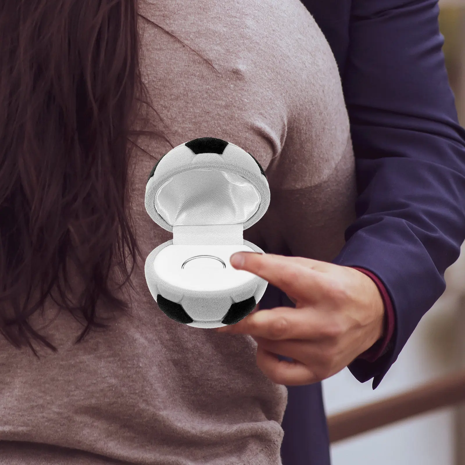 Silky Jewelry Box Compact Soccer Shape Ring Case Wedding Engagement Gift Ring Holder Organizer Jewelry Box for Rings