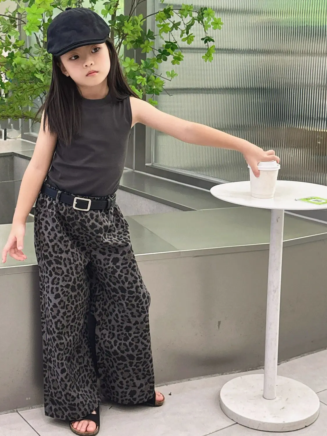 

Girls' Clothing Set Summer New Style Children's Dark Grey Thin Tank Top+Leopard Pattern Straight Leg Pants 2-piece Set
