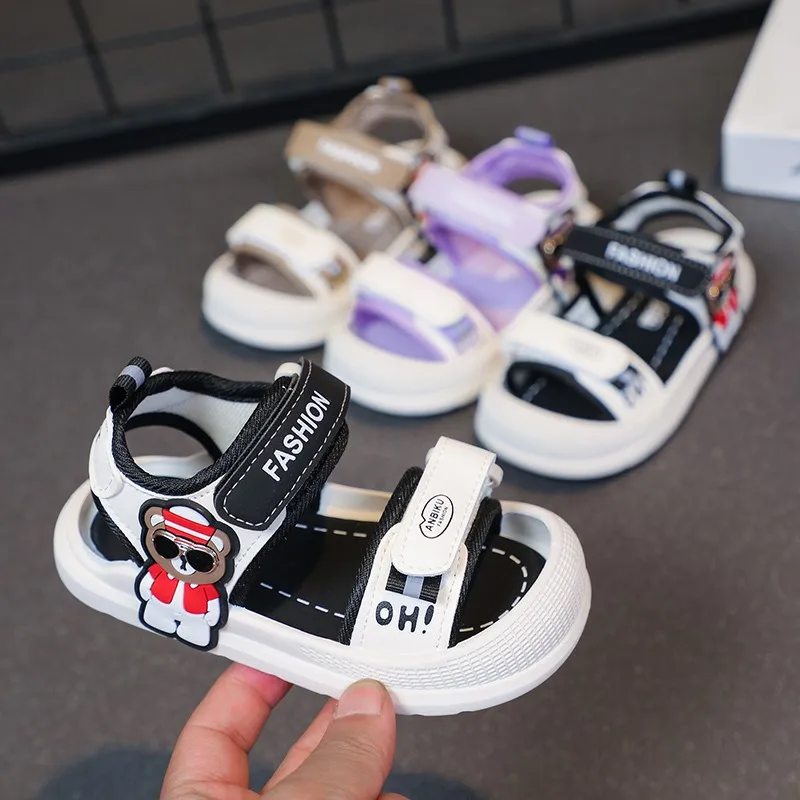 

2025 Summer New Children Sandals Fashion College Style Boys Girls Soft Bottom Sports Sandals Cartoon Bear Kids Anti Kick Sandals