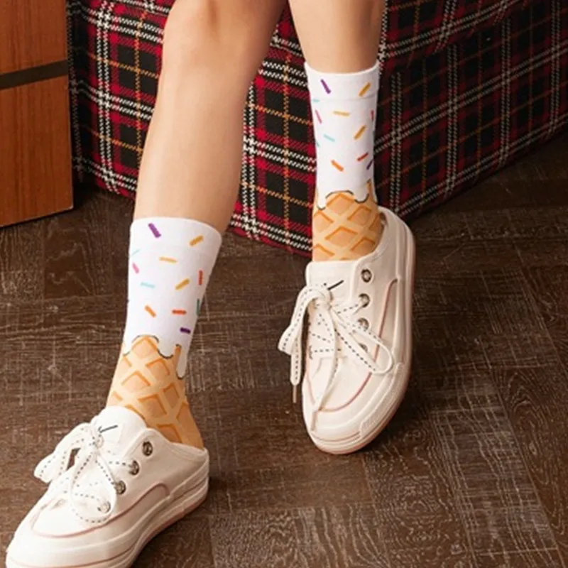 New Spring Autumn Women\'s Socks Cartoon Cat Fox Rabbit Middle Tube Socks Cute Avocado Men\'s Socks Cute Tide Funny Cotton Socks