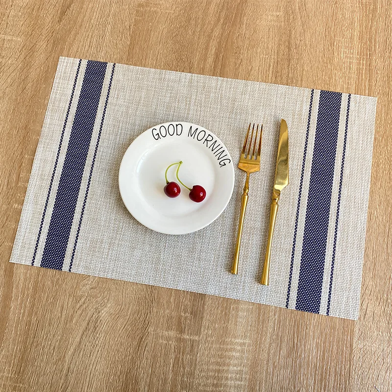 

Set of 4 Placemats Non-Slip Heat Insulation Dining Table Portable Place Mats PVC Washable 45x30cm