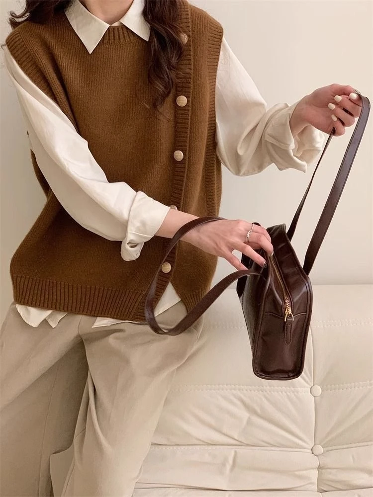 Women 2025 FW Korean Design Knit Vest Side Buttons Solid Round Neck Slit Layered Wear Artistic Figure Flattering Knit Cardigan