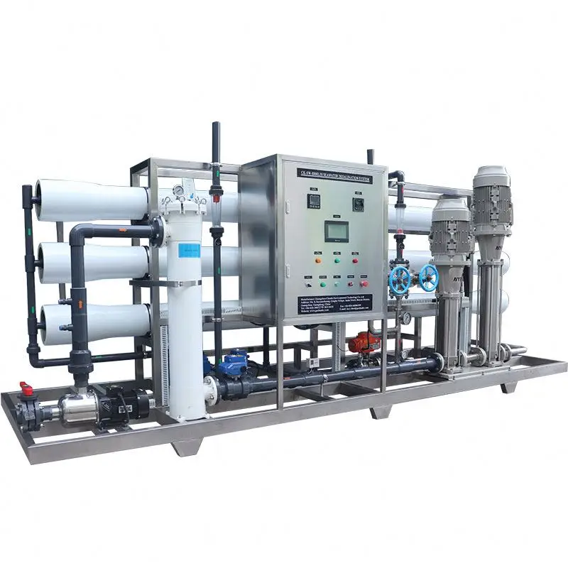 Containerized Seawater Desalination Plants 5000 Liter Reverse Osmosis Water Treatment Machine PLC Controlled Motor Pump 1 Year