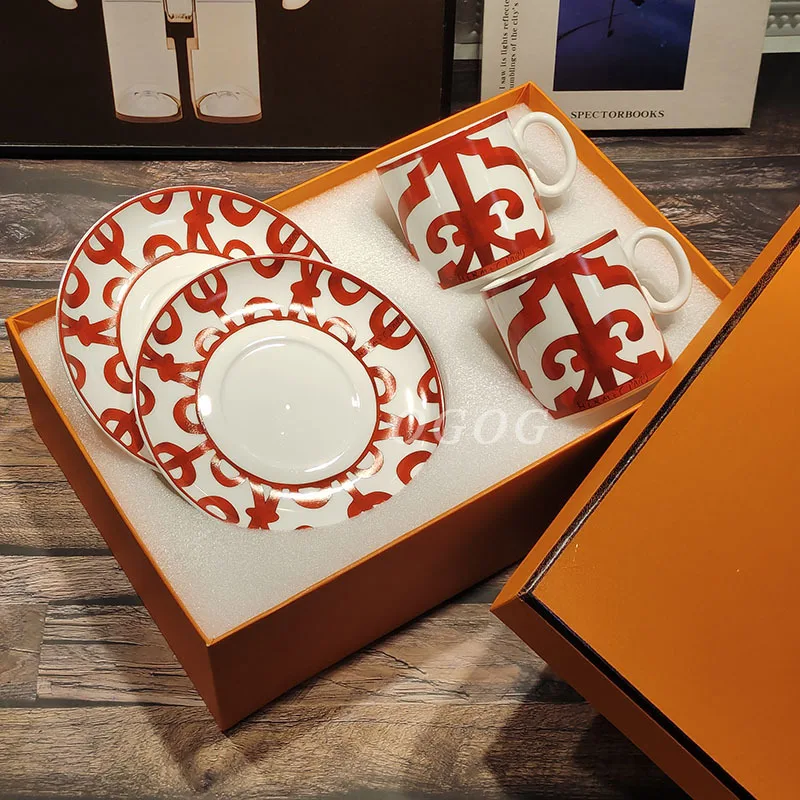 

Креативная керамическая кофейная чашка и блюдце, универсальный набор для офиса и домашнего использования, идеальный вариант подарка