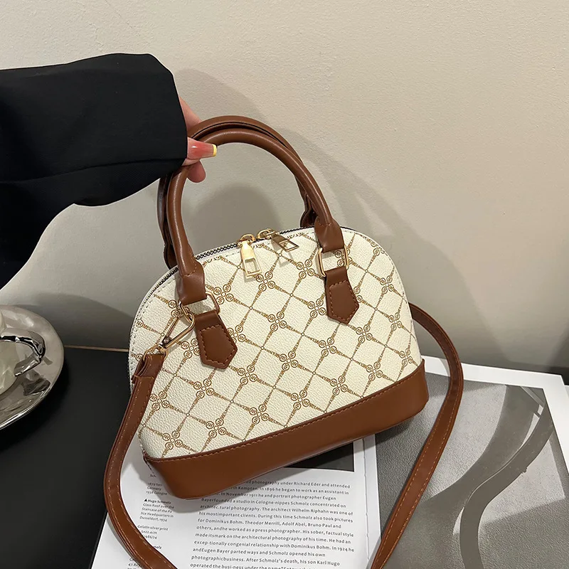

​​2025 French Vintage Shell Bag Niche Boho Shoulder Pursefor Women Elegant Top Handle Crossbody Bag Retro Chic Hong Kong Style​​