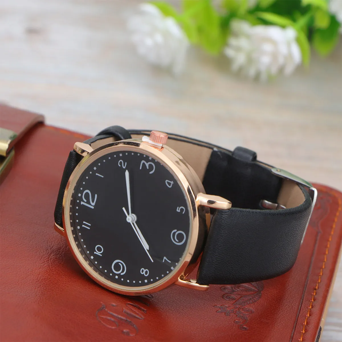 Women Quartz Watch Luxury Minimalist Dial Comfortable Strap for Work Casual Outings and Special Occasions