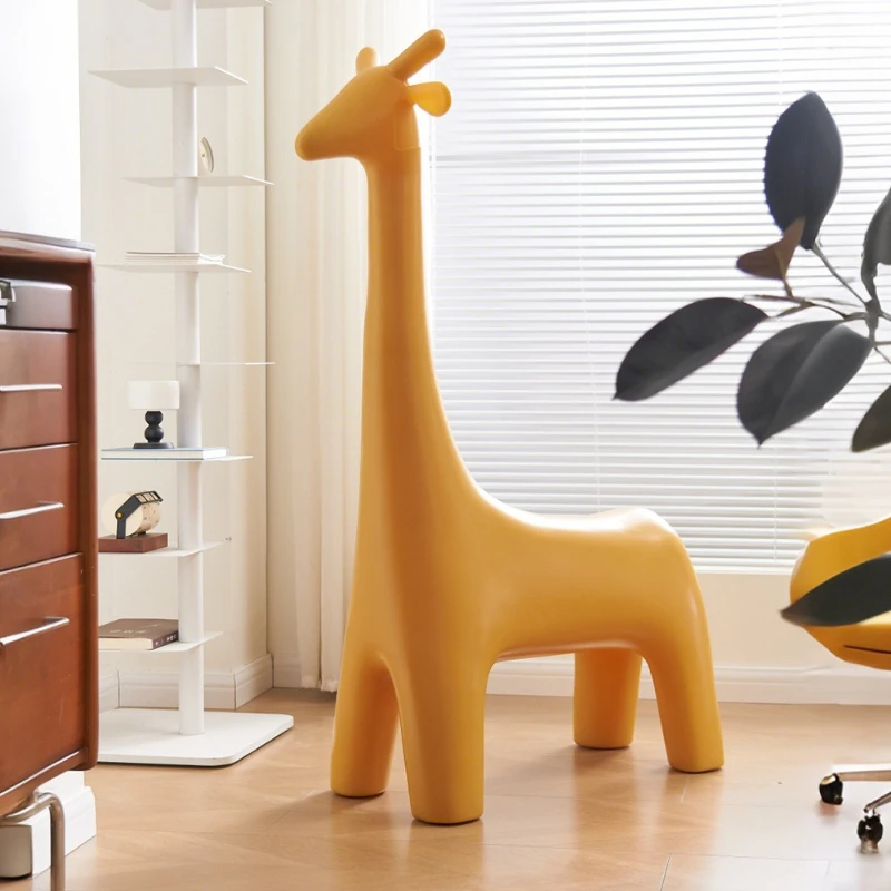 Nordic creative giraffe low stool small apartment household children animal seat