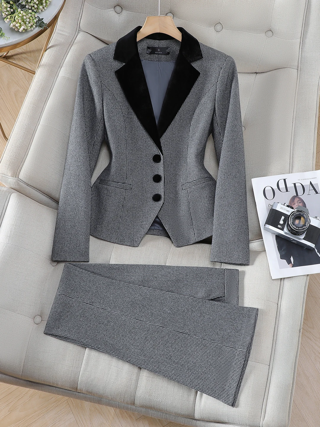 Short Woolen Suit Set Women's Autumn Winter New Style Professional OL Waist-Cinching Color Block Suit Flared Pants Two-Piece Set