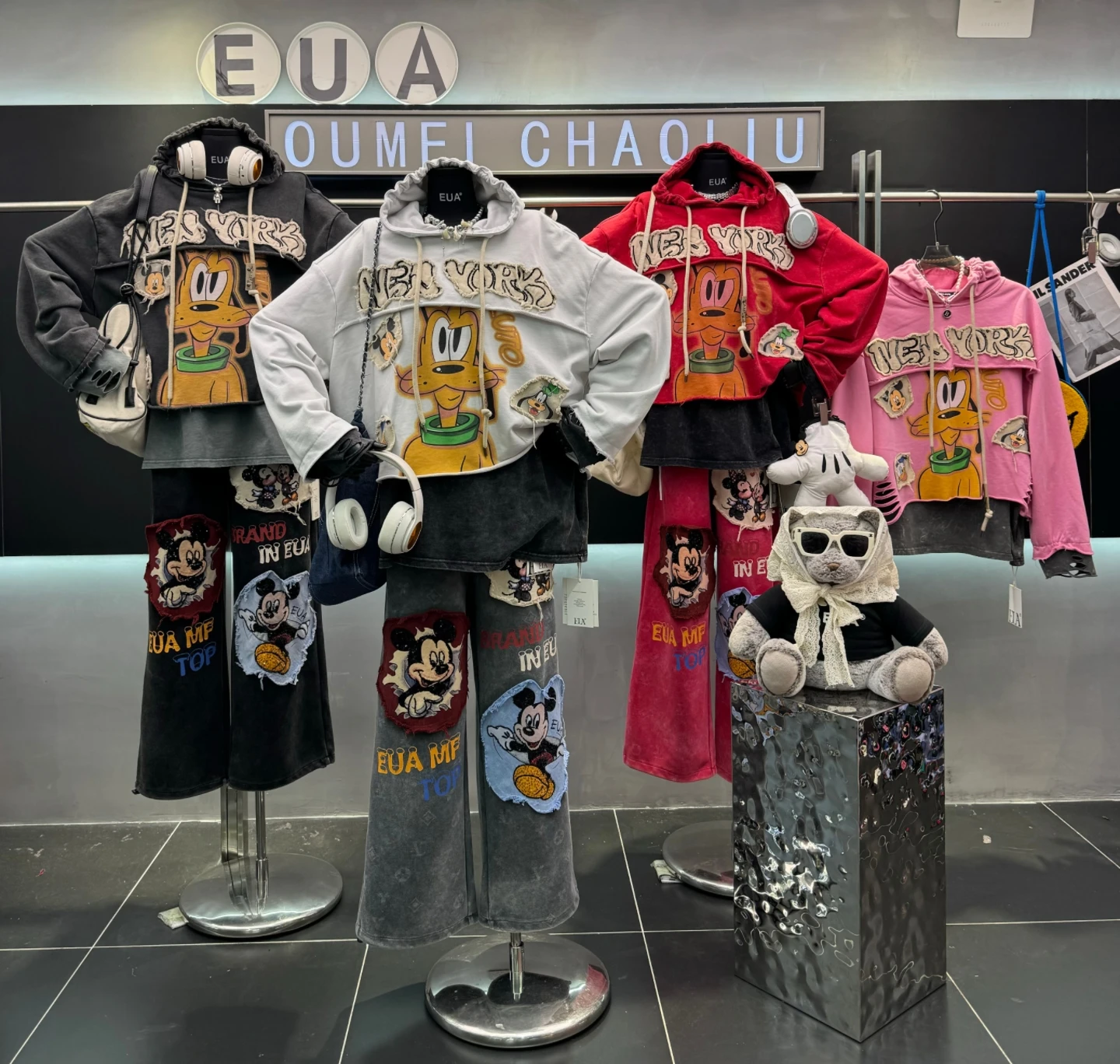 European Style Fake Two-Piece Loose Hooded Sweatshirt for Women 2025 Autumn New Heavy Embroidery Cartoon Dog Anime Hoodie