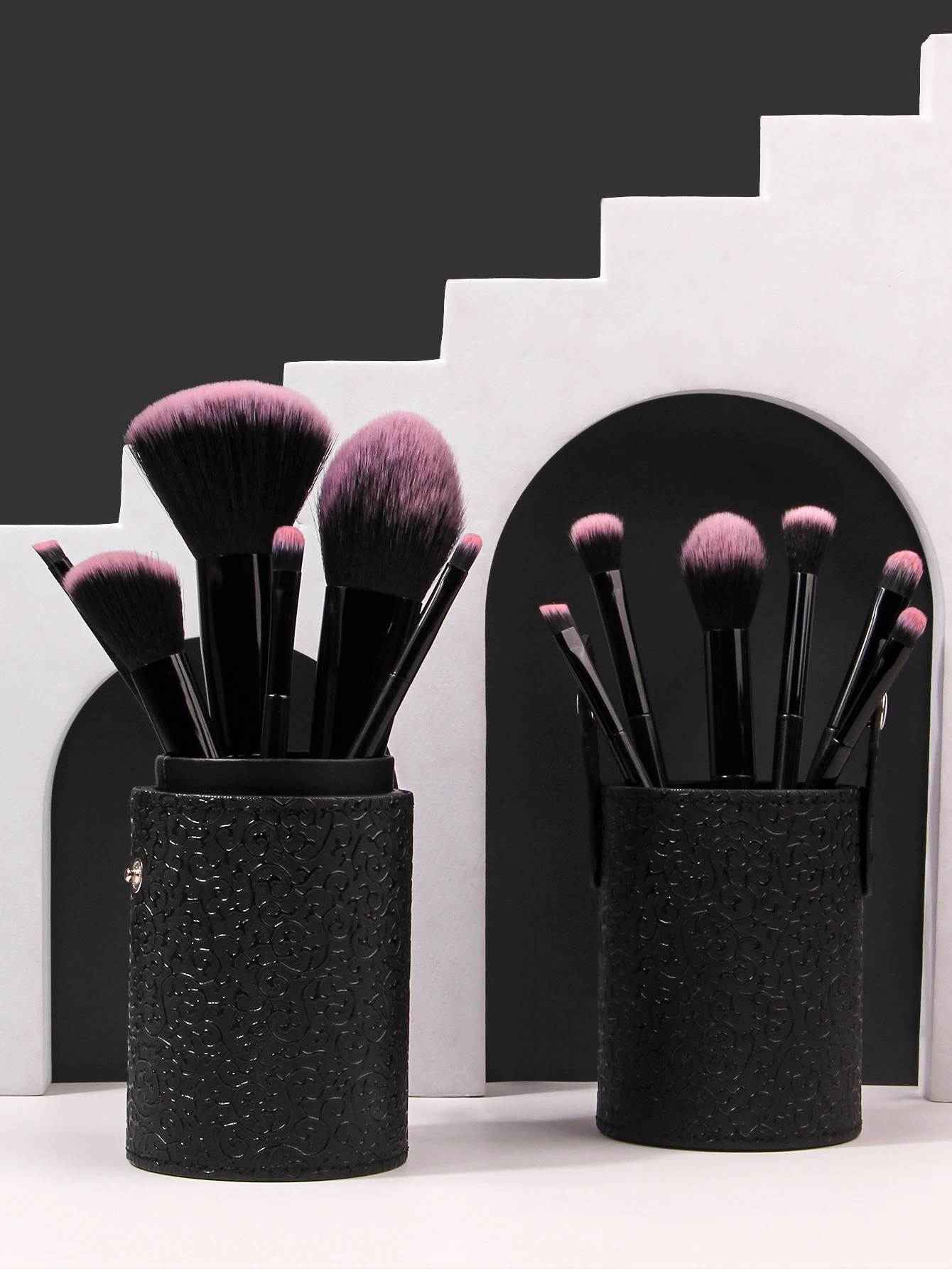 Multi-Function Cosmetic Brush Set, 13pcs Fiber Makeup Brush Kit For Women With Makeup brush storage bucket