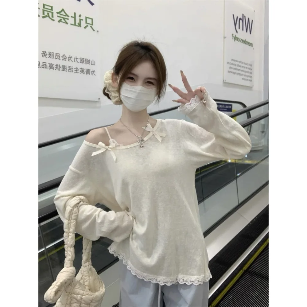 Sexy Slanted Shoulder T-shirt Women Long Sleeve Lace Patchwork Bow Thin Sunscreen Top Blouse
