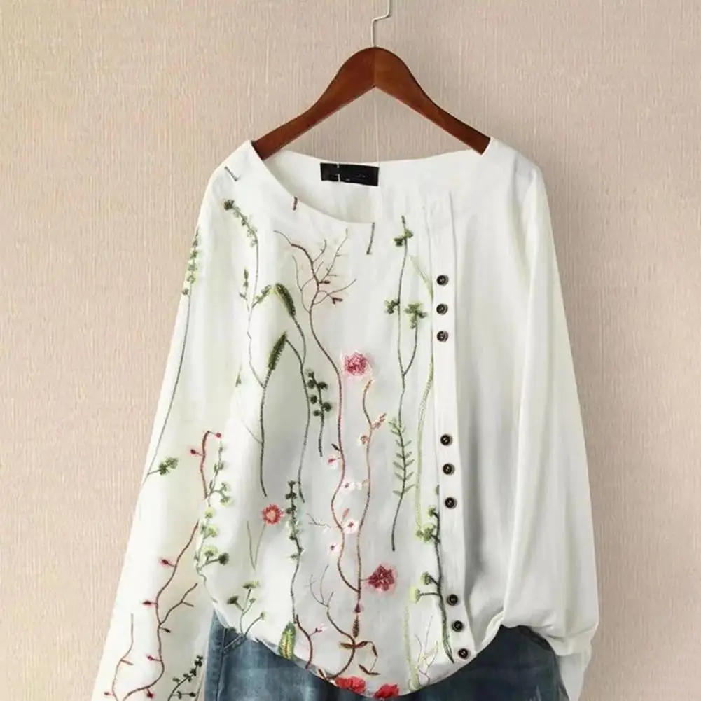 

Women Pullover Top Stretchy Blouse Embroidery Floral Pattern Women's Shirt Comfortable Loose Fit O-neck Short Sleeve for Spring