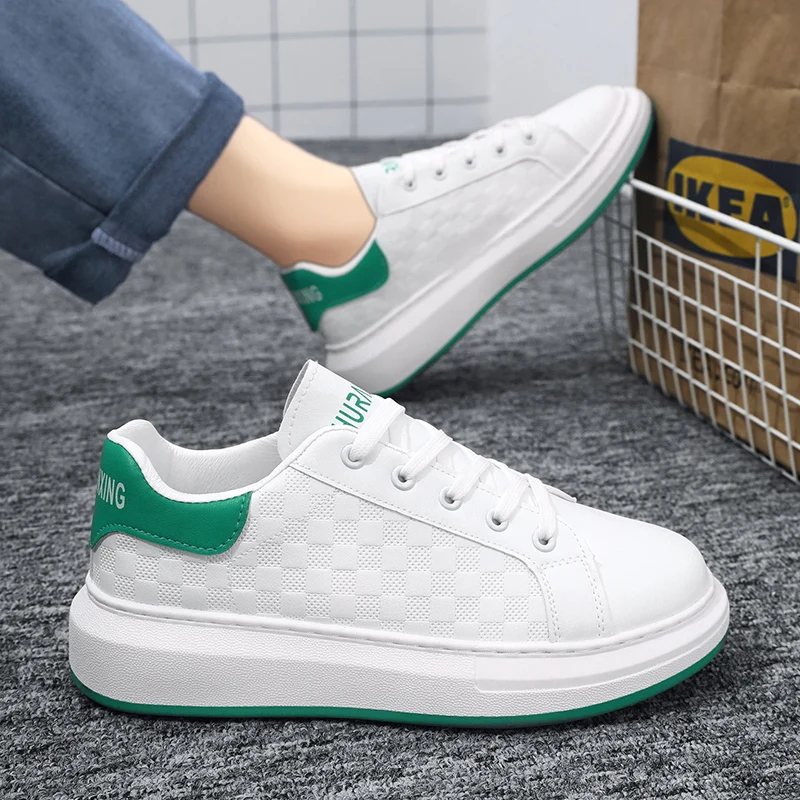 Men Skateboarding shoes Fashion Casual Sport Shoes Platform Sneakers Outdoor Breathable White Running Shoes Women Tennis Shoes