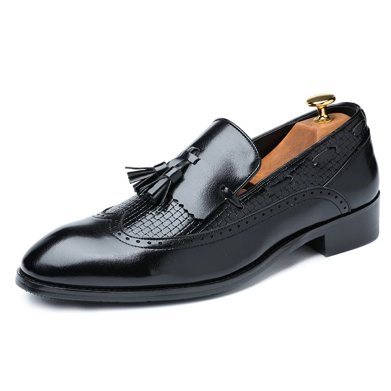 Fashion Luxury Designer Retro Pointed Brown Black Wedding Leather Oxford Shoes Men Casual Loafers Formal Dress Zapatos Hombre