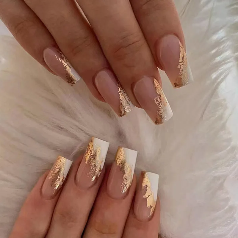 24Pcs Trójkątne Dwukolorowe Krótkie Fałszywe Tipsy French Gold Powder Fałszywe Paznokcie Press on Wearable Ballerina Nail Tips DIY