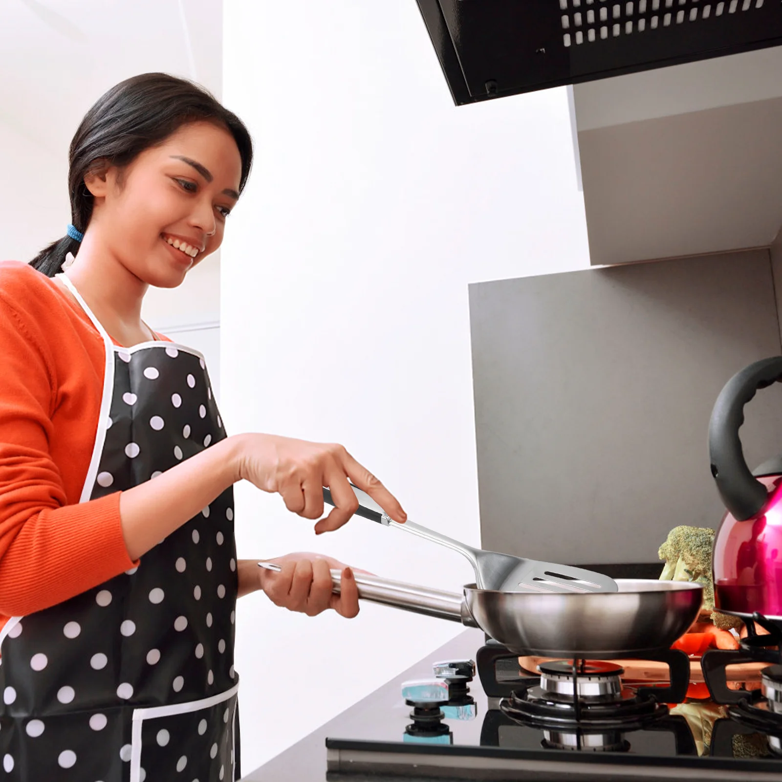 

Large Stainless Steel Slotted Turner Lightweight Spatula for Cooking Nonstick Cookware Home Kitchen Use