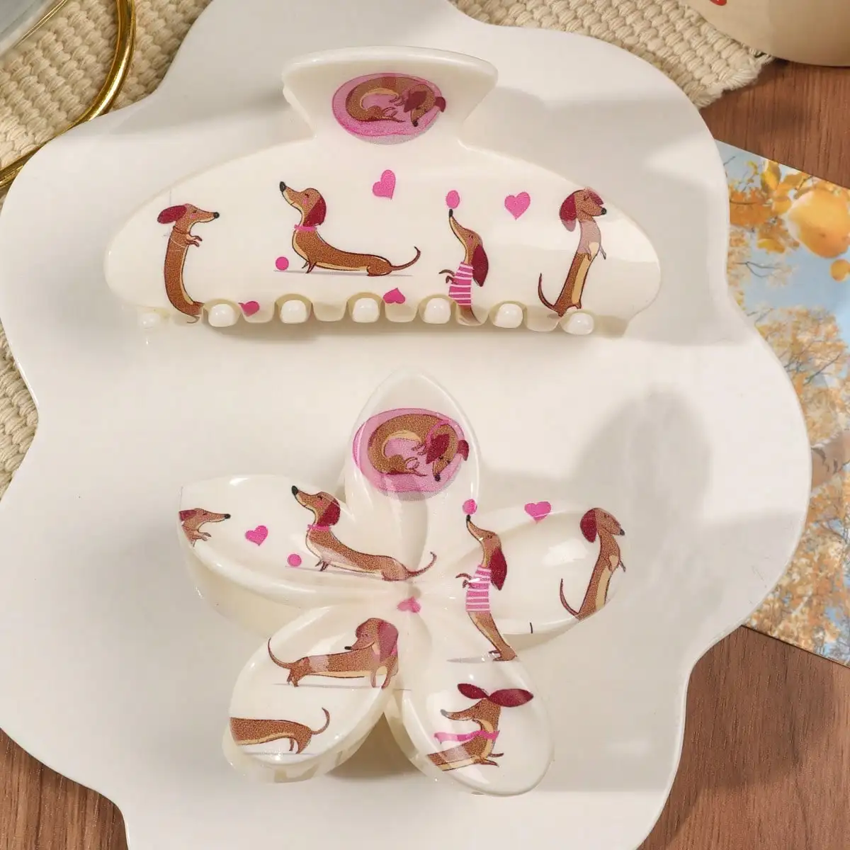2 Stück niedliche rosa Dackel-Herz-Druck-Haarklammern für Frauen, Blumen und große Halbkreis-Mode-Haar-Accessoires, Hai-Clips – Detail 3