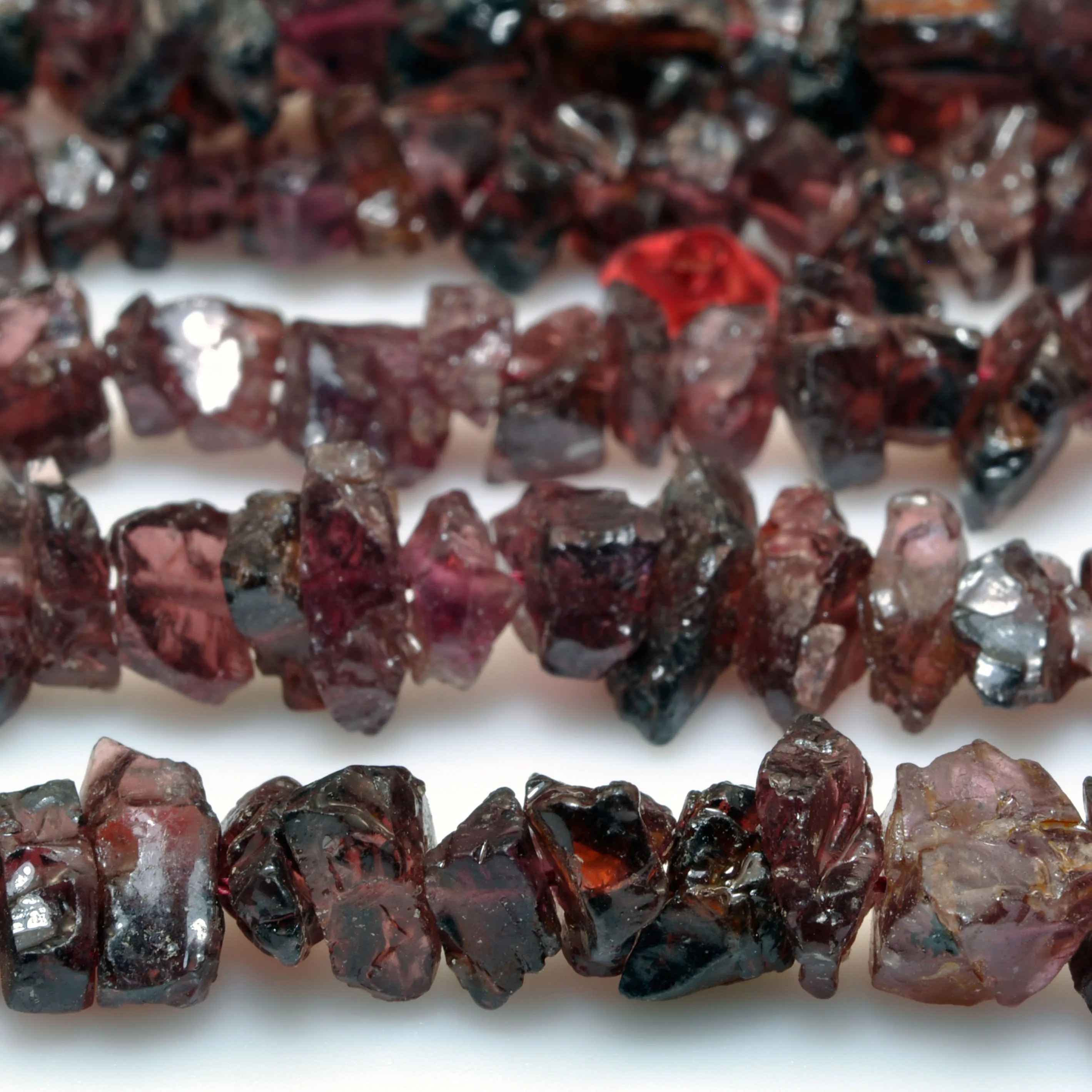 Natural Raw Red Garnet Rough Nugget Chip Beads Wholesale Gemstone Semi Precious Stone For Jewelry Making Bracelet Necklace  Diy